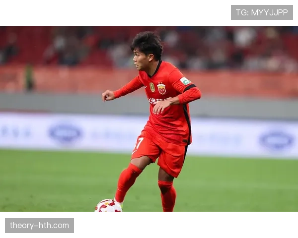 黄喜灿身价暴涨，亚洲新星引发全球足坛关注