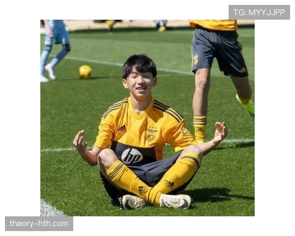 青训新星闪耀榜单，足坛未来可期——最新青训球员排行榜揭示人才回暖趋势